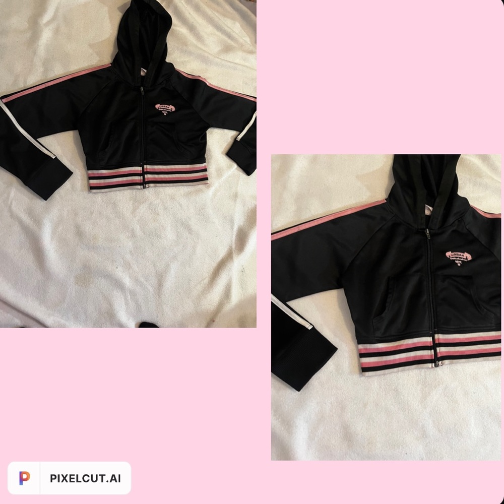 Urban satisfaction cropped sweater